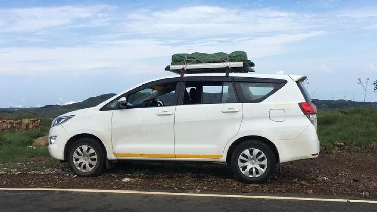 Taxi Services in Noida | Airport, Corporate & 0utstation Taxis | Holiday Travels